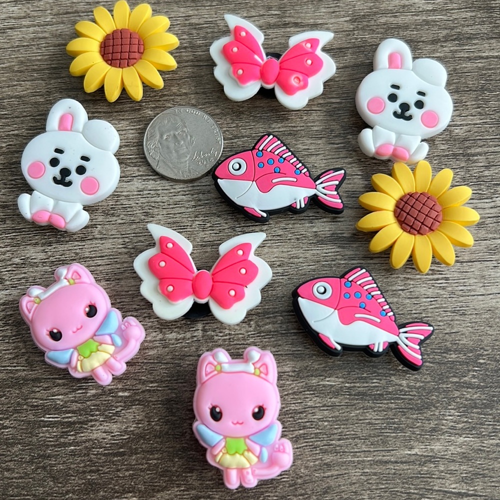 CROCS Pink and Yellow Jibbitz Charms Set